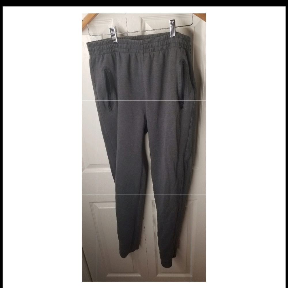 Men's Sweats - Size Large